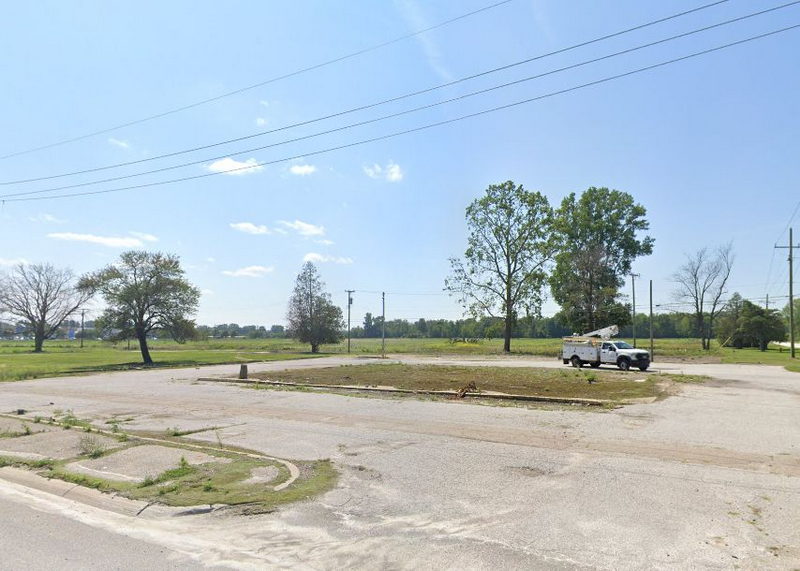 Swissel Inn - 2022 Gone (newer photo)